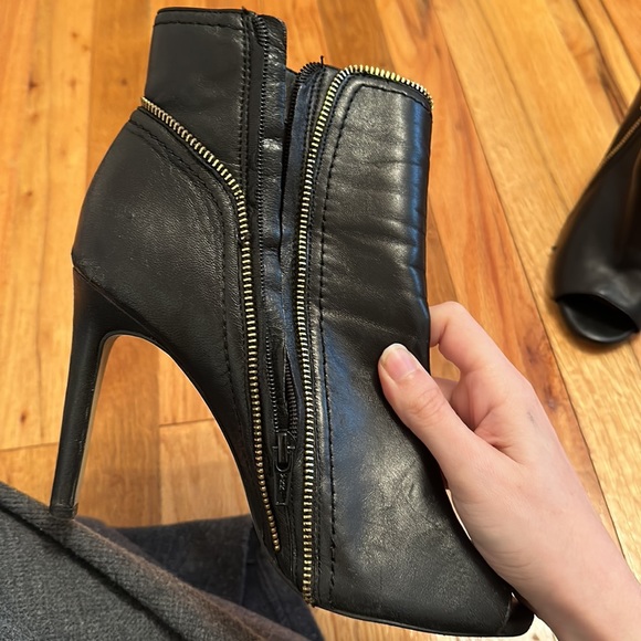 Vince camuto black bootie open toe heel - Picture 6 of 6
